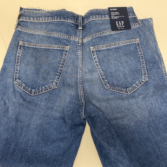 GAP High Rise Cigarette Jeans, Size 8/29R - Picture 4 of 6